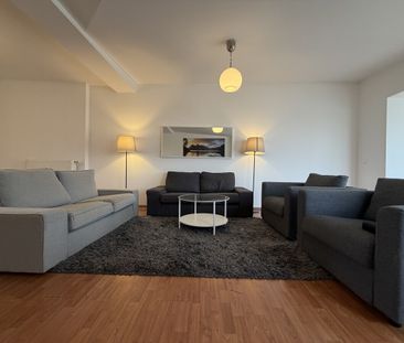 Schönhauser Allee: Dachgeschoss, 3-Zi, 2 Bäder + Terrasse, 137 m² m... - Photo 2