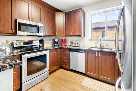 4845 Av. Rosedale - Photo 3