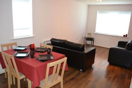 2 bedroom apartment to rent - Photo 3