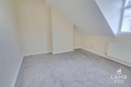 High Street, Harwich, CO12 - Photo 3