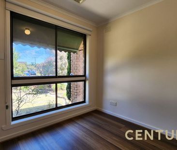 Stylish Home in the Heart of Mentone - Photo 4