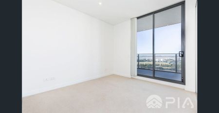 Stunning 2-Bedroom Apartment with Parking in the Heart of Wolli Creek - Photo 4