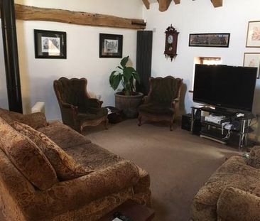 5 bedroom semi-detached house to rent - Photo 3
