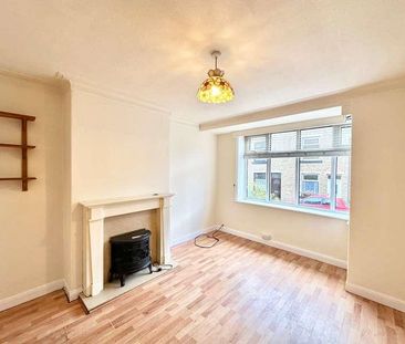 Harley Street Todmorden, OL14 - Photo 3