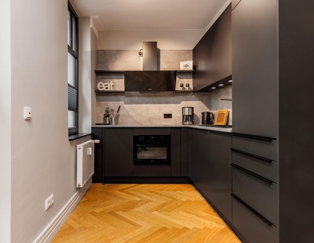 Nice Single Living - Photo 1