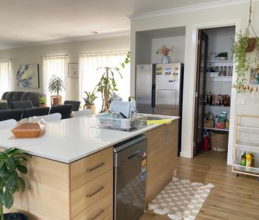 Where Every Day Starts with a Smile - Photo 3