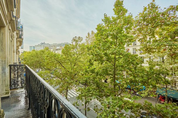 Location appartement, Paris 15ème (75015), 5 pièces, 115.35 m², ref 85143290 - Photo 1