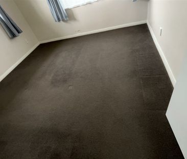 Warm, Modern 3-Bedroom Home - Taupiri - Photo 2