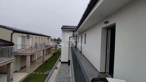 Kiadó új építésű lakás - Komárom - Photo 1