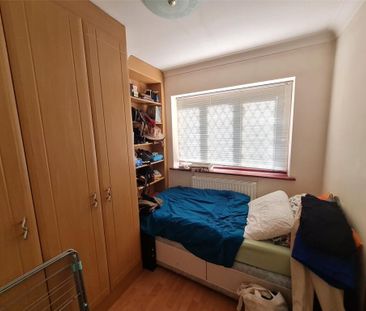 Ashbourne Close, London W5 - Photo 1