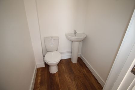 2 Bed Student Accommodation - Photo 5