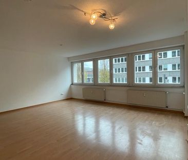 Helle 1,5-Zimmer-Wohnung mit Loggia in Düsseldorf-Derendorf - Photo 1
