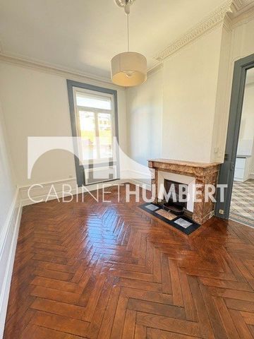 Location Appartement 1 pièce 40m² ST ETIENNE 42000 - Photo 2