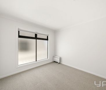Charming Mickleham Townhouse Awaits You! - Photo 6