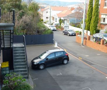 8/17 Newcastle Street, Battery Point, TAS 7004 - Photo 6