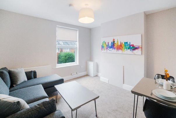 2 bedroom parking to rent - Photo 1