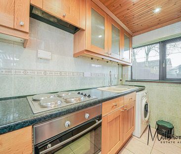 2 bedroom semi-detached house to rent - Photo 4