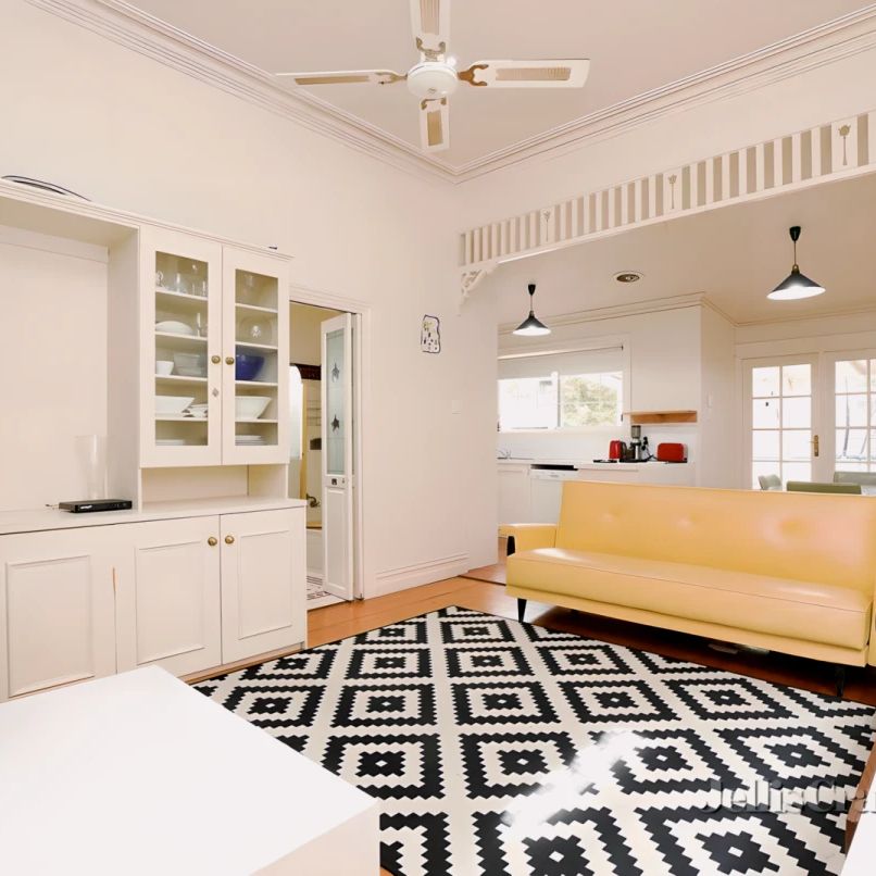 3 Bed, 1 Bath - Photo 1