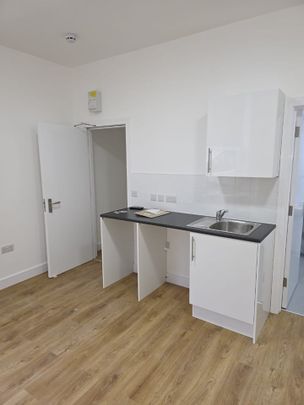 Room in a Shared Flat, Freeland Road, W5 - Photo 1