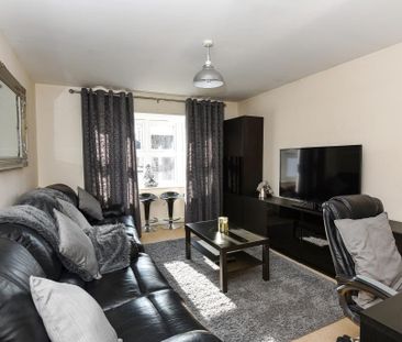 2 bedroom flat to rent - Photo 4