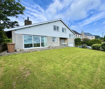 4 bedroom detached house to rent - Photo 2