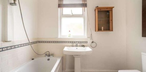 Stanley Road, Chingford, E4 - Photo 2