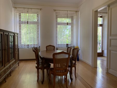 Location Appartement 4 pièces 127m² SARREGUEMINES 57200 - Photo 2