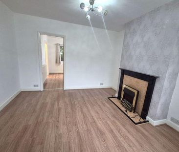 2 bedroom end of terrace house to rent - Photo 5