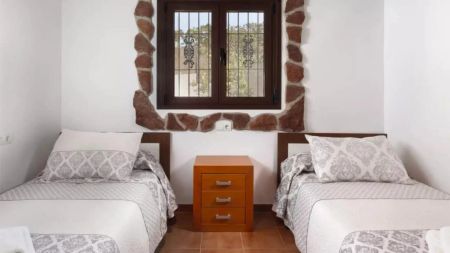 Finca rústica de alquiler en Cútar - Foto 3