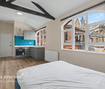 Studio to rent - Photo 3