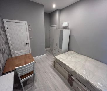 Studio Flat, Amhurst Road, E8 - Photo 2