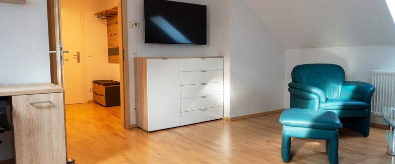 Miete inkl. Nebenkosten: 790 € pro Monat, plus Strom, plus Heizung - Foto 1