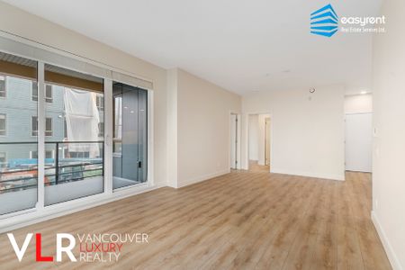 Condo in Coquitlam, BC - Photo 2