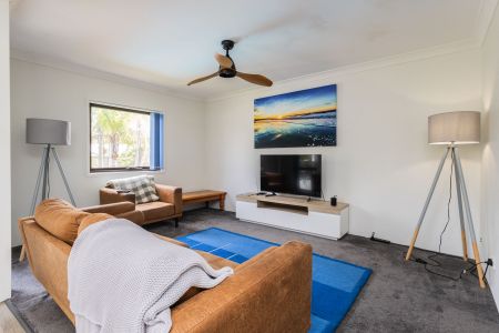 11/19-21 Dowling Street, Nelson Bay NSW 2315 - Apartment For Rent | Domain - Photo 2