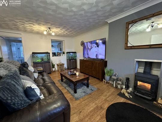 3 bedroom terraced house to rent - Photo 1