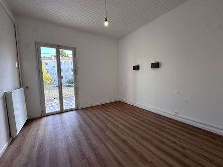 Location Appartement 4 pièces 121m² MONTPELLIER 34090 - Photo 3