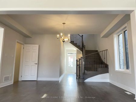 Property For Lease | N9049165 - Photo 5