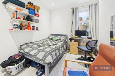 5 bedroom house to rent - Photo 3