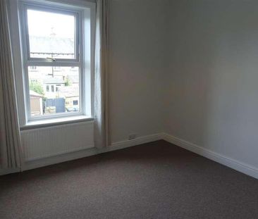 Lawn Avenue, Burley In Wharfedale, LS29 - Photo 3