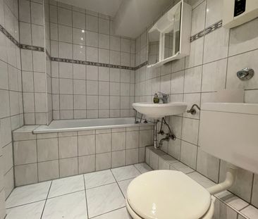 Flingern-Süd: 56 m², 2 Zimmer, Küche, Bad, Balkon, inkl. Einbauküche! - Photo 4