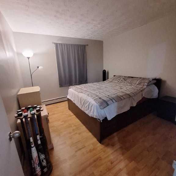 logement 3 1/2 chauffé/eau chaude - Photo 1