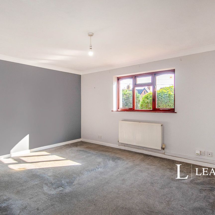 3 bedroom bungalow to rent Old Road, Whittington, WR5 - Photo 1