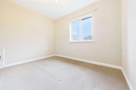 Tower Close, East Grinstead, West Sussex, RH19 - Photo 4