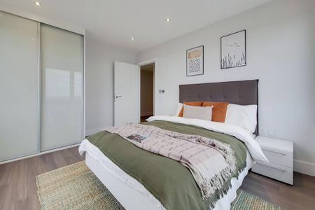 3 bedroom flat to rent - Photo 5