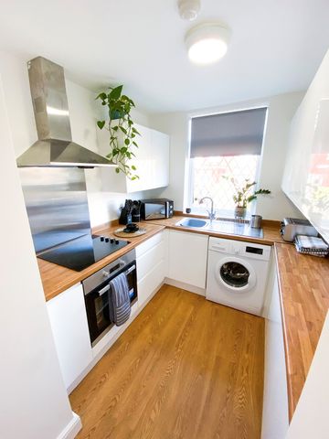 1 bedroom property to rent Corporation Street, Barnsley, South Yorkshire, S70 - Photo 5