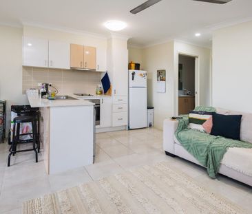 RARE ONE BEDROOM DUPLEX - Photo 3