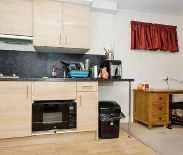 1 bedroom apartment to rent - Photo 2