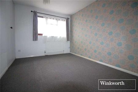 Studio Way, Borehamwood, Hertfordshire, WD6 - Photo 3