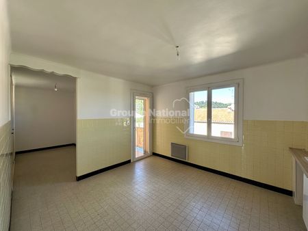 Location Appartement 3 pièces 91m² - Photo 3