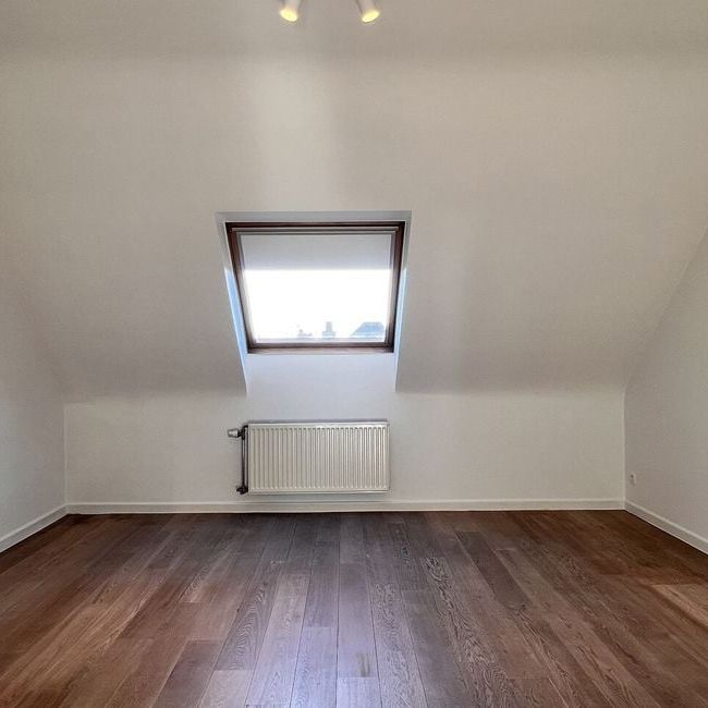 Duplex te huur in Zwijnaarde voor € 1.050 met 2 slaapkamers - Photo 1